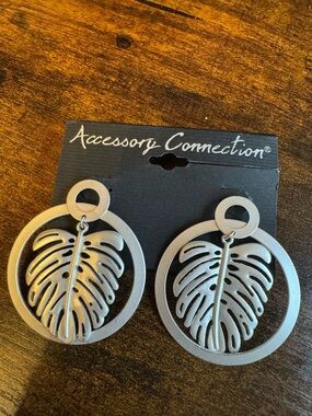 Silver Palm Leaf Hoop Earrings